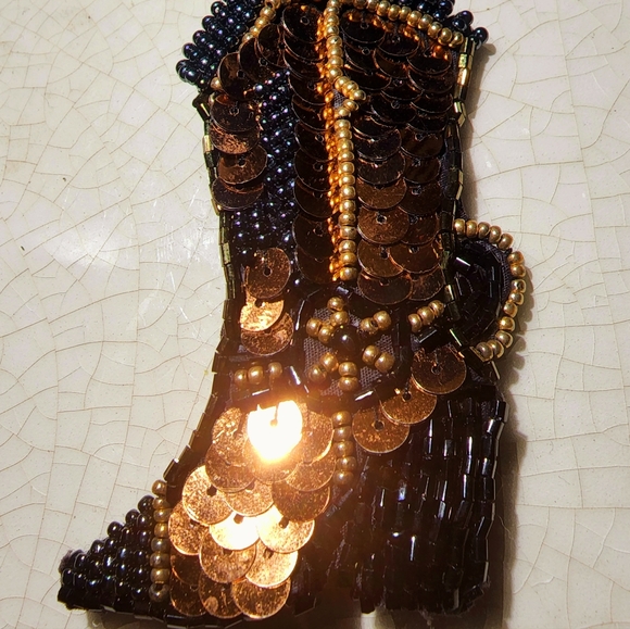 Brown and black sequins and seed beaded Cowgirl/boy boot brooch Texas, ranch - Picture 4 of 9